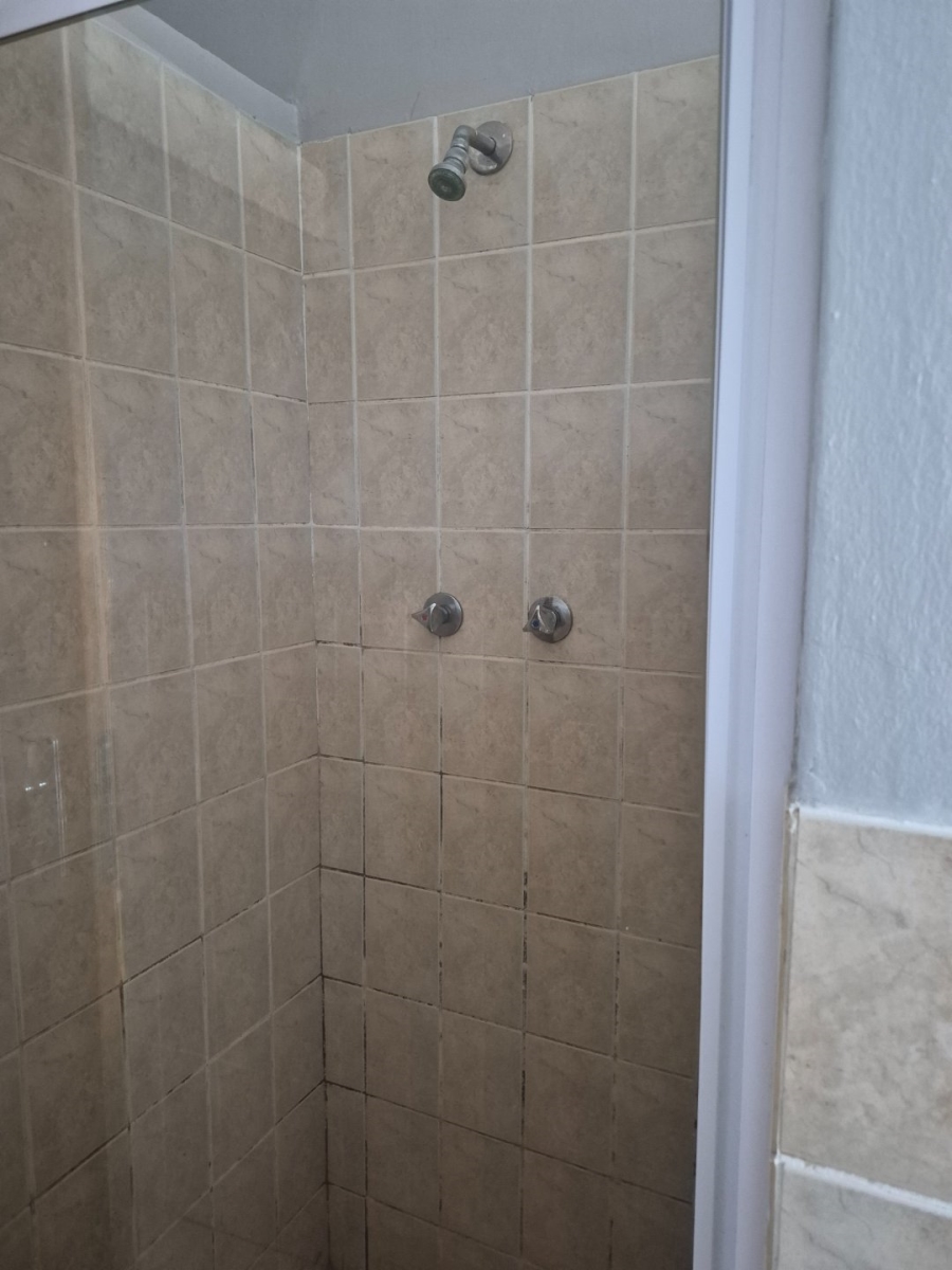 2 Bedroom Property for Sale in Richmond Hill Eastern Cape